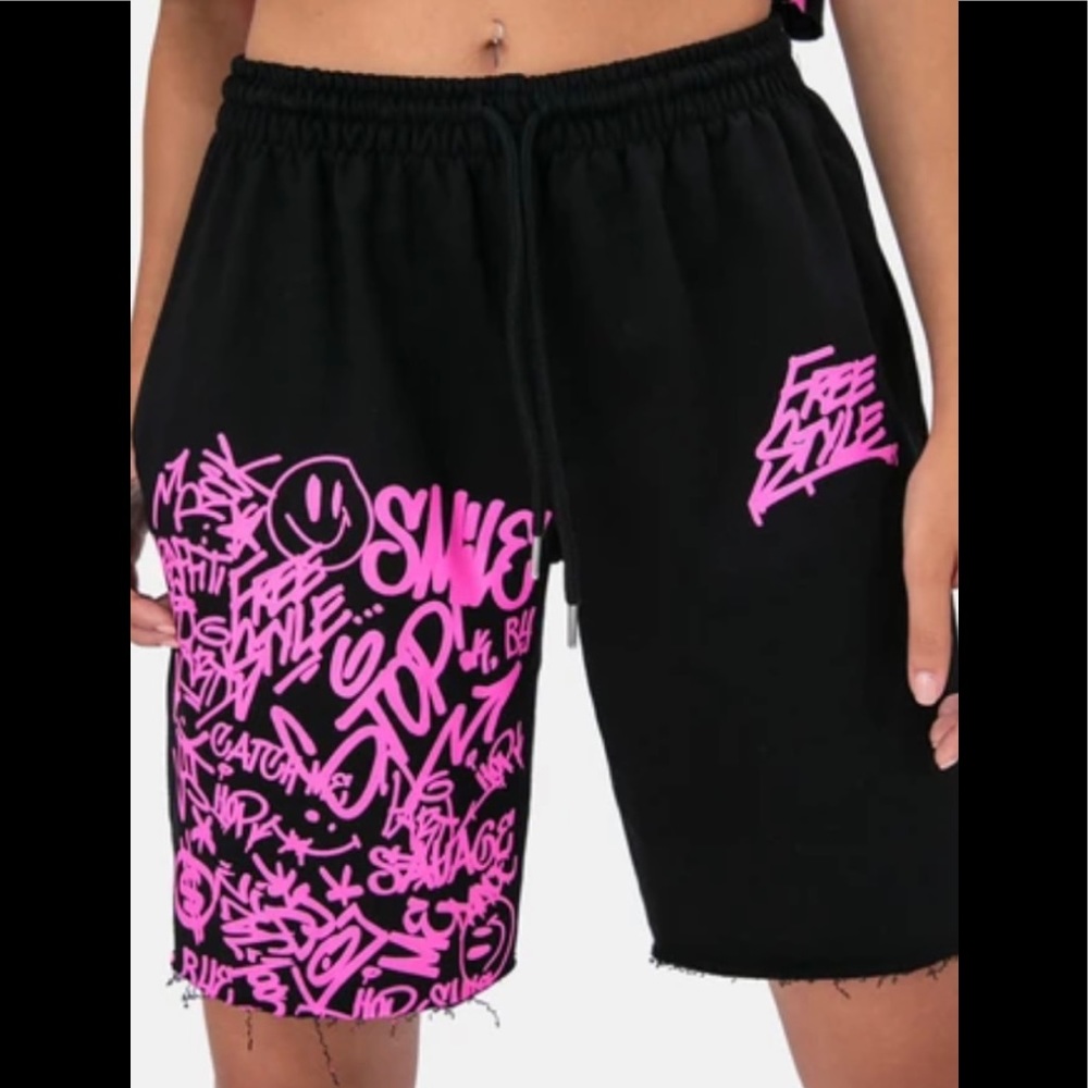 Adika shorts